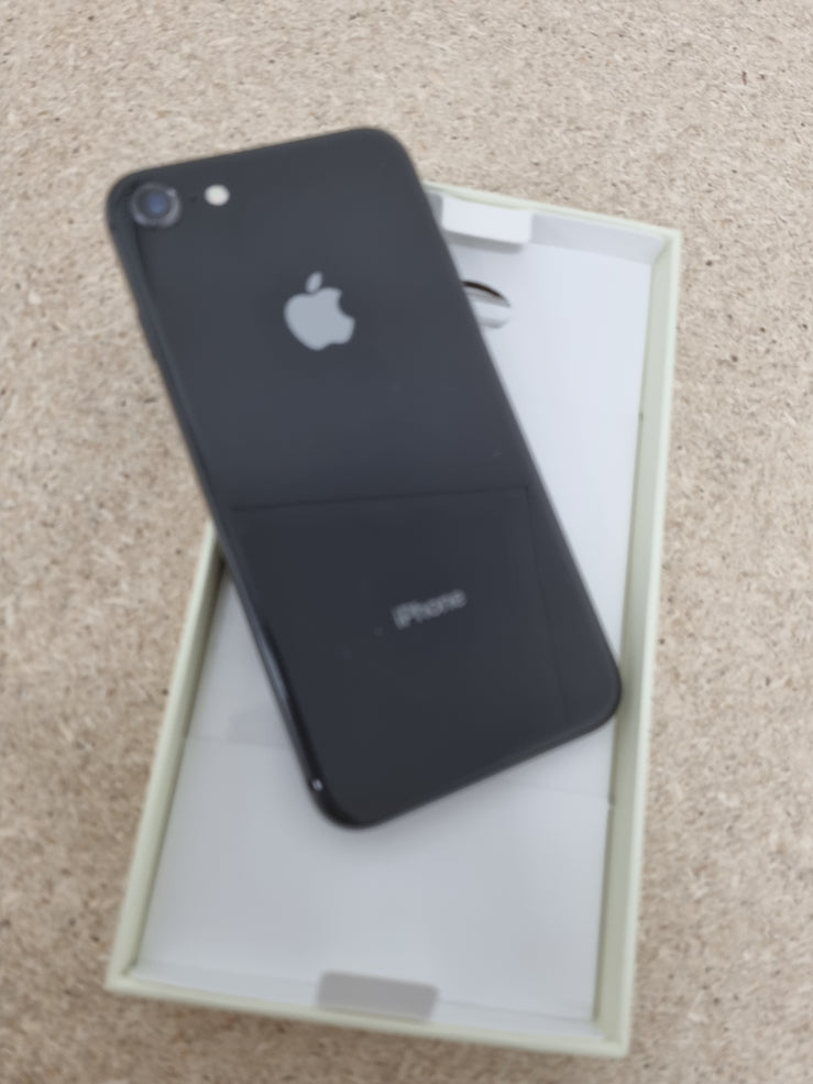 Apple iPhone 8 | Very Good