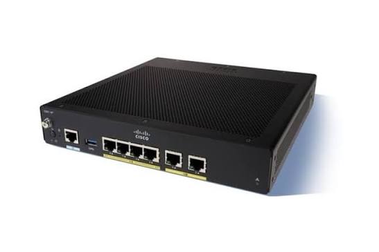 Cisco C927-4P Security Router | Very Good