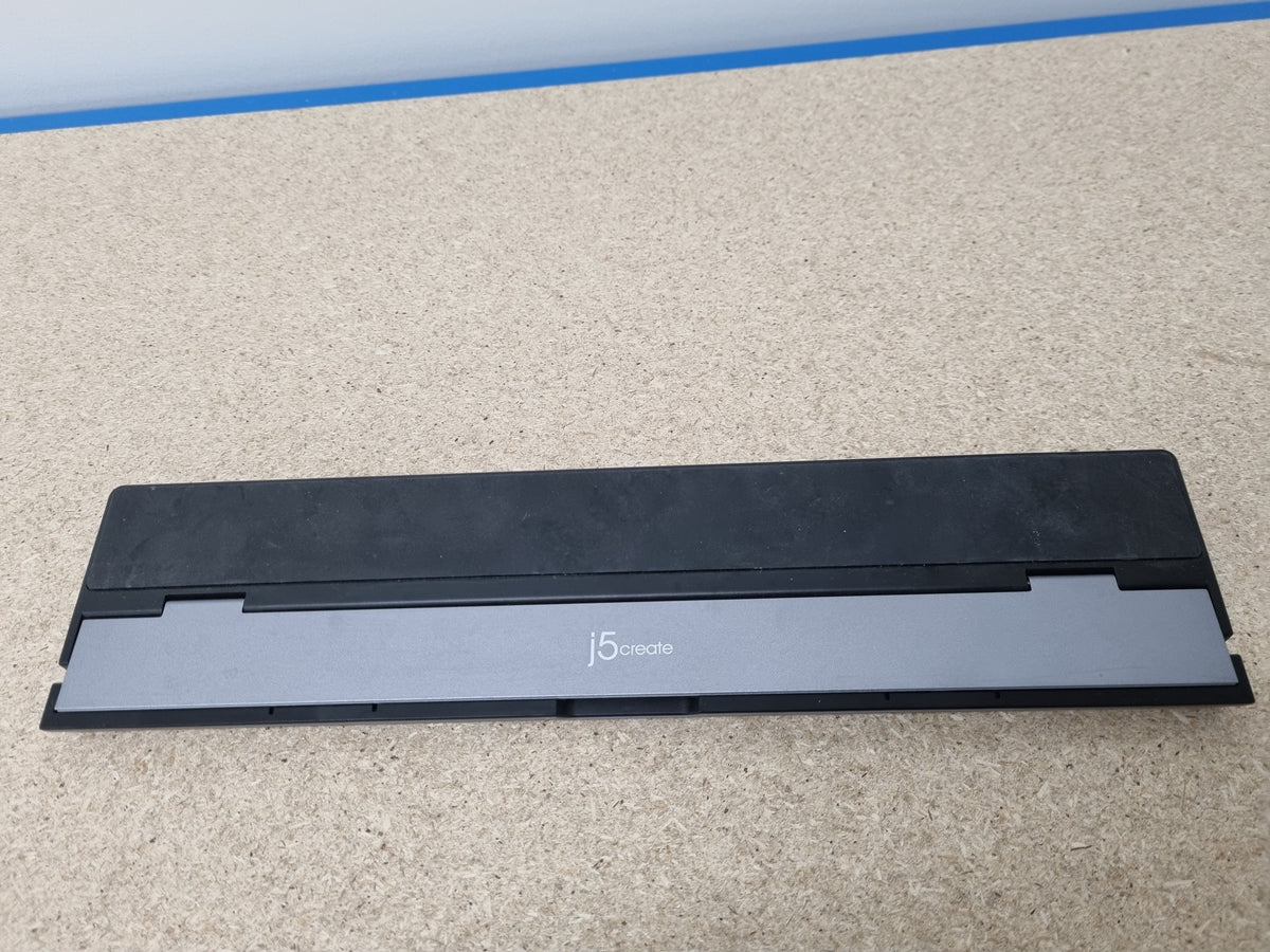 j5create JCD543 USB-C™ Triple Display Docking Station | Very Good