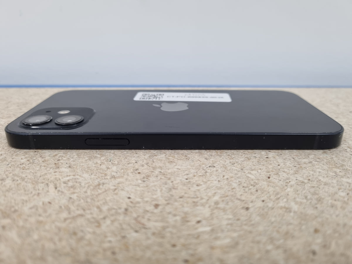 Refurbished Apple iPhone 12 in Very Good condition